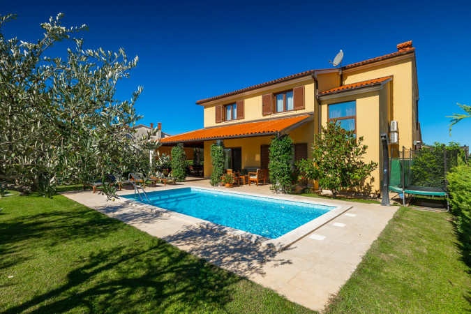 House Leticia, House Leticia Valbandon near Fažana in Istria with Pool Valbandon